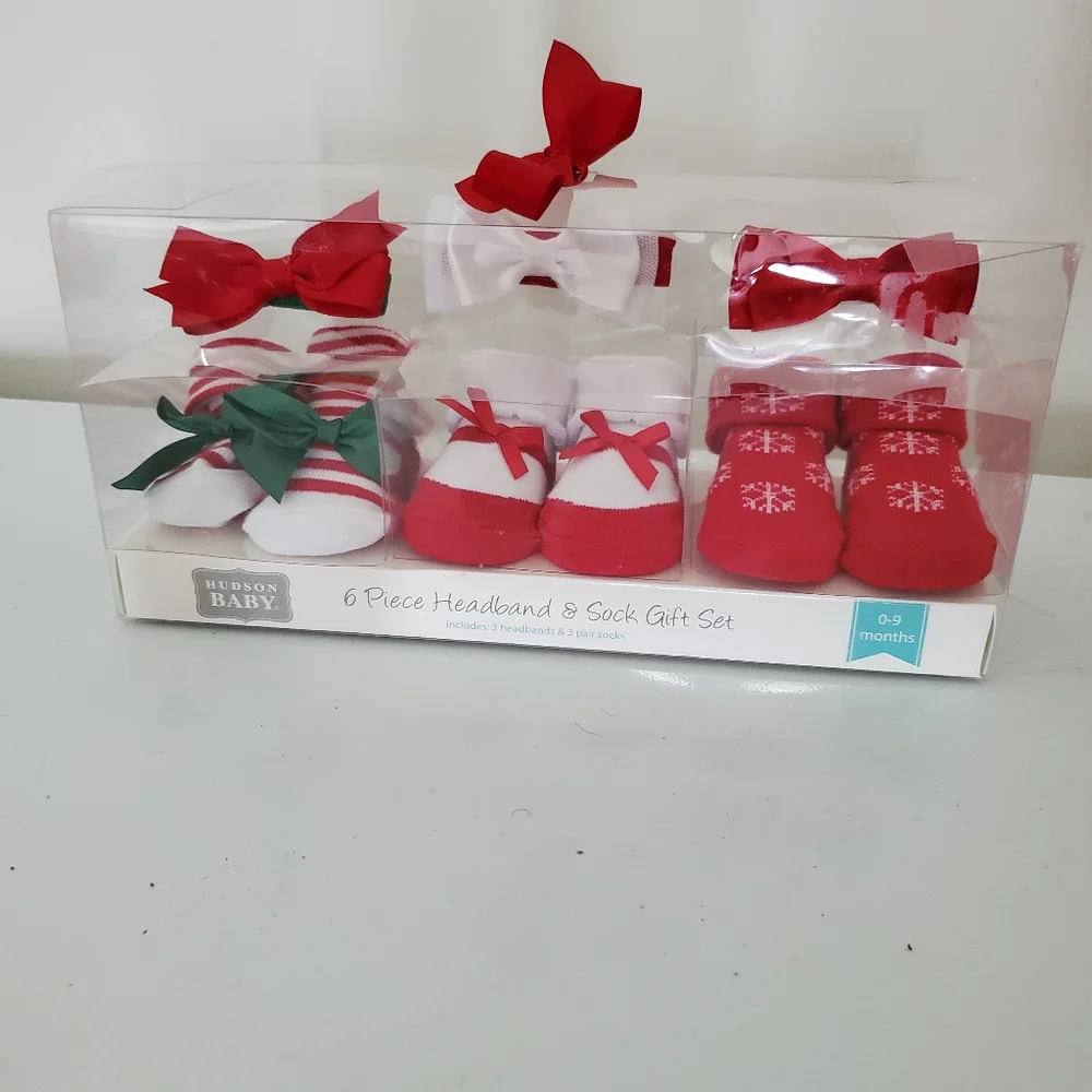 Hudson Baby 6 Piece Bow Headbands & Sock Gift Set